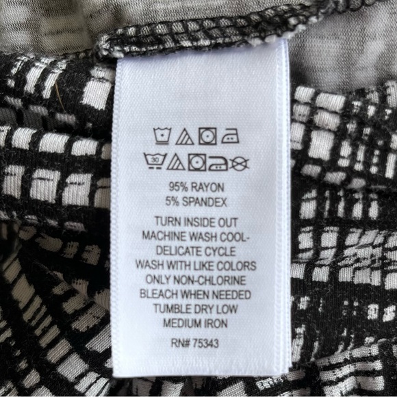 •Cynthia Rowley• Black/White Patterned Career Dress - Size Medium - Picture 6 of 7